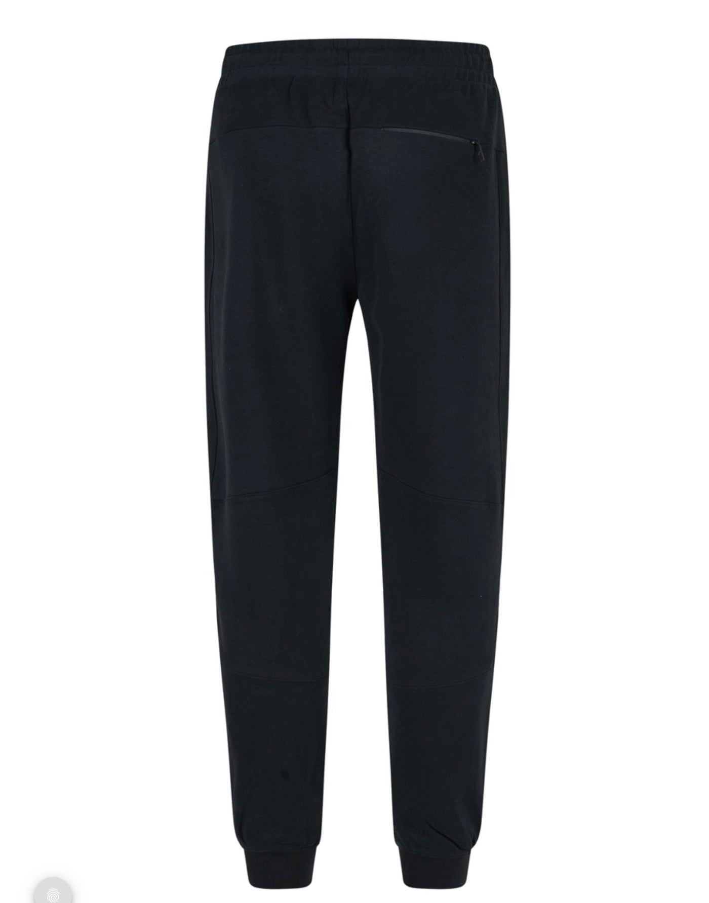 The perfect blend of casual comfort and sharp styling, the Daniel Hechter track pants are a go-to for relaxed days without sacrificing polish. Pair with the matching hoody or dress up with a crisp kennyk. tee and sneakers for elevated street style.
Tapered fit with ribbed ankle cuffs for a streamlined silhouette
Elastic waistband with adjustable drawcord for a personalised fit
Side pockets plus a discreet rear welt pocket for everyday essentials
Finished with a tonal Daniel Hechter logo for a clean modern