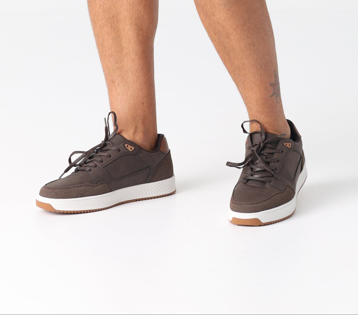 Avla Sneaker in Coffee.
