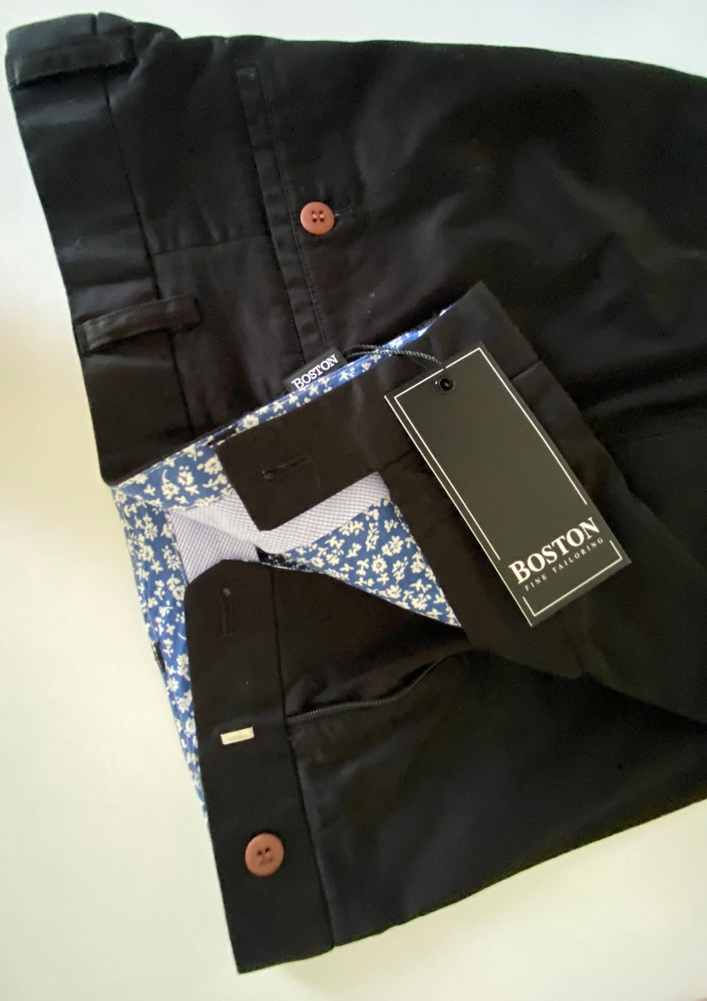 The relaxed Chino by Boston. Transform from the perfect work look to an easy smart casual look in a minute. These Chinos are crafted from comfort stretch fabric for a chill and comfortable fit. Step up your style game with this modern, sophisticated piece.

97% Cotton
3% Spandex
Machine Washable
