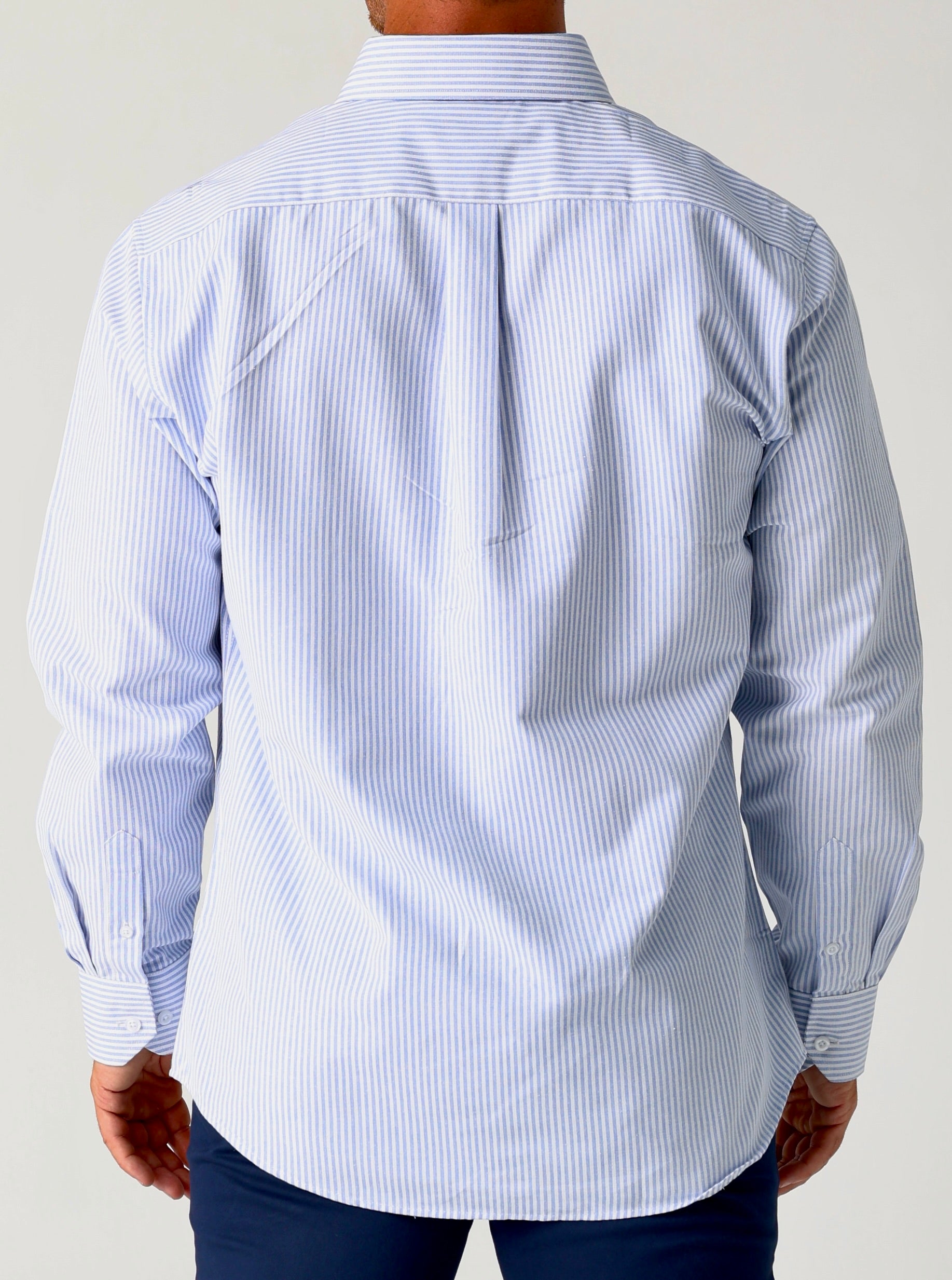 Designed with easycare technology, this stylish Daniel Hechter Button Down shirt resists creasing and requires minimal ironing, keeping you sharp and professional with less effort. 100% Cotton, lightweight, breathable and comfortable to wear all day, this shirt is the ultimate staple for the modern man. Perfectly paired with tailored trousers, chinos or jeans, it's a must for every business or casual wardrobe.
