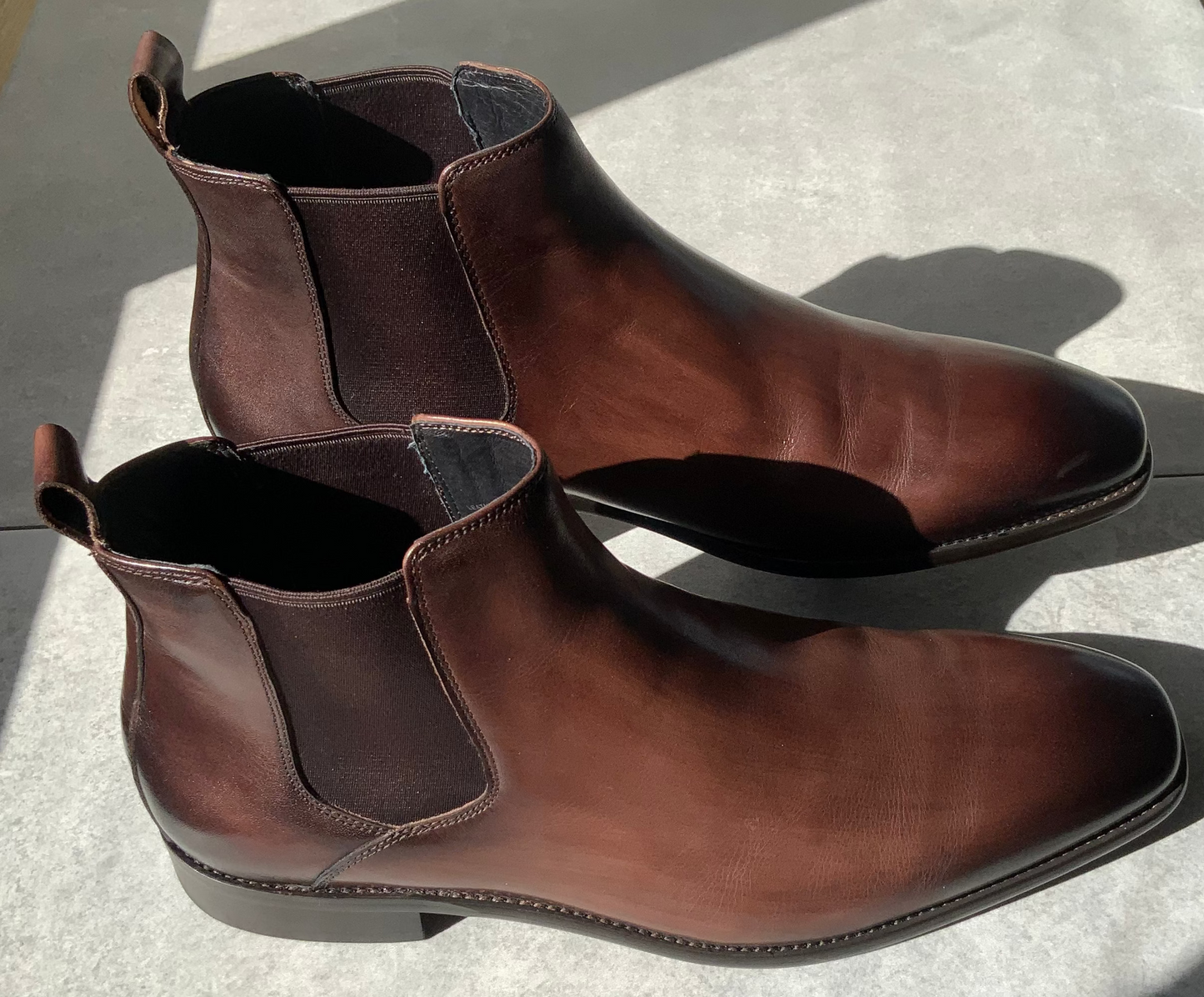 Experience unparalleled comfort and style with the Calmino Madrid Chelsea Boot brought to you by kenny k.&nbsp;Made from hand polished premium grade leather and designed with an updated gusset for ease of use, this classic Australian look is suitable for orthotics and includes a leather lining and heel tab. With a cushioned footbed, you'll never want to take them off.