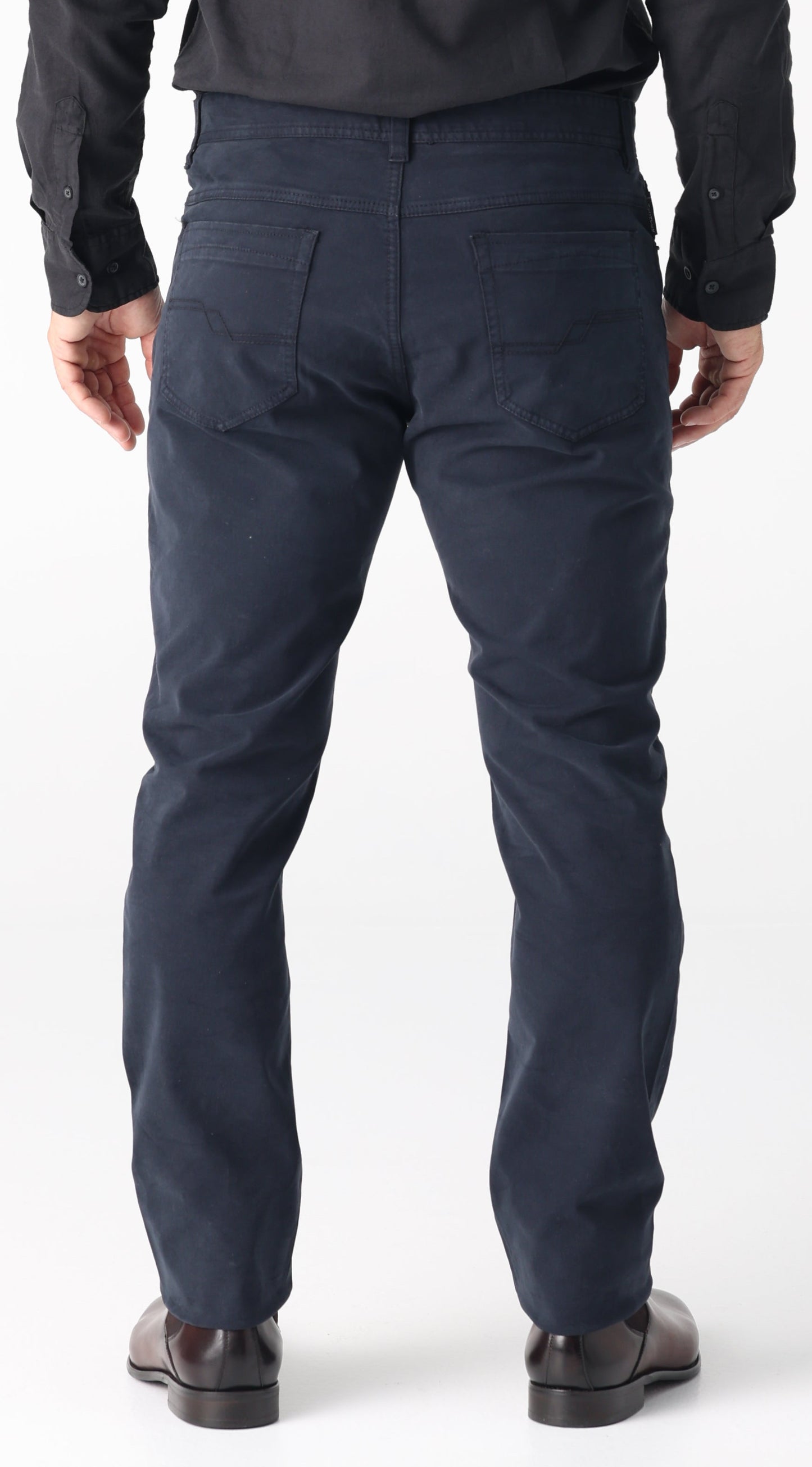 The Daniel Hechter Orleans Jeans in Navy. Perfect for work and play. H-XTension stretch for comfort and easy wear.&nbsp;