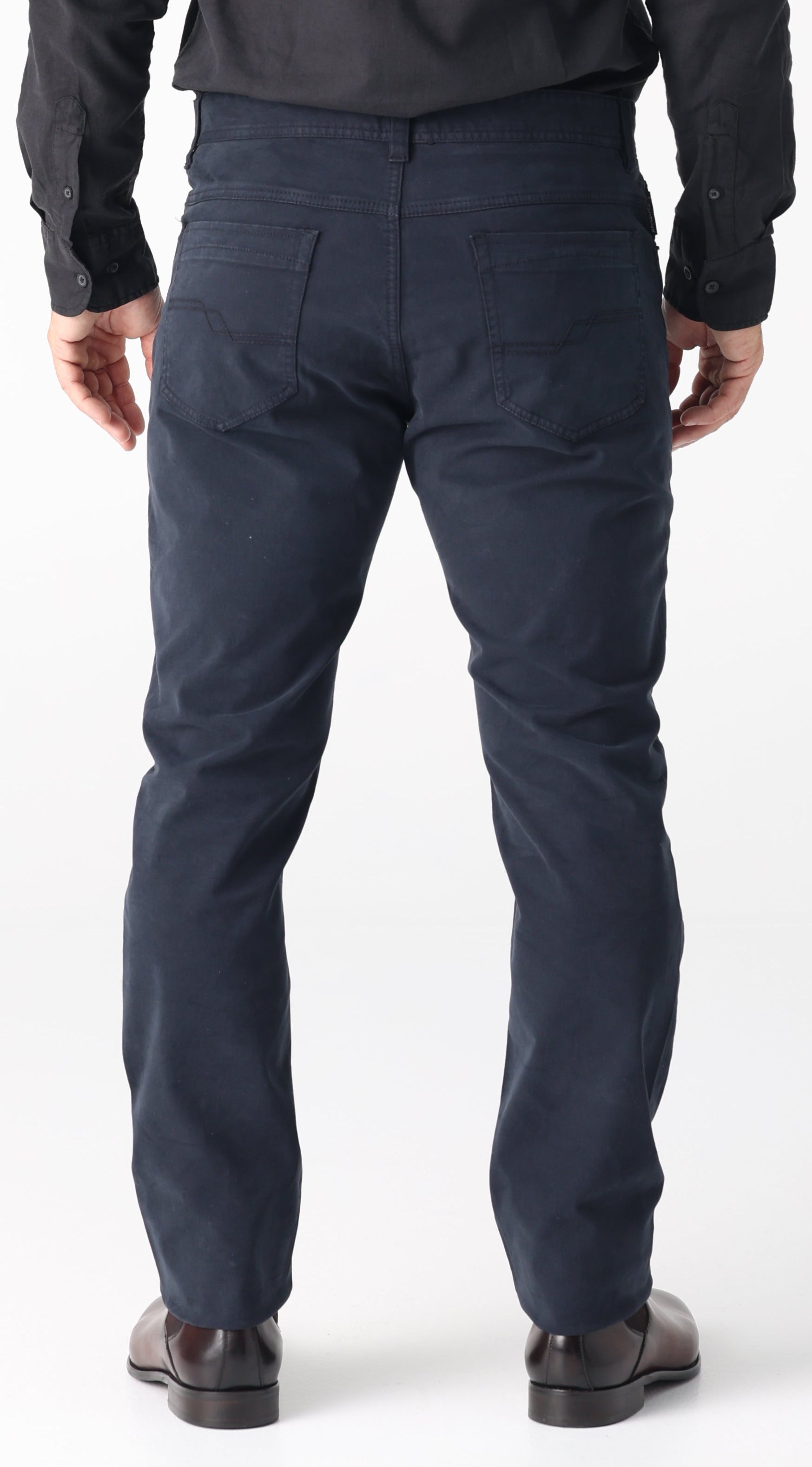 The Daniel Hechter Orleans Jeans in Navy. Perfect for work and play. H-XTension stretch for comfort and easy wear.&nbsp;