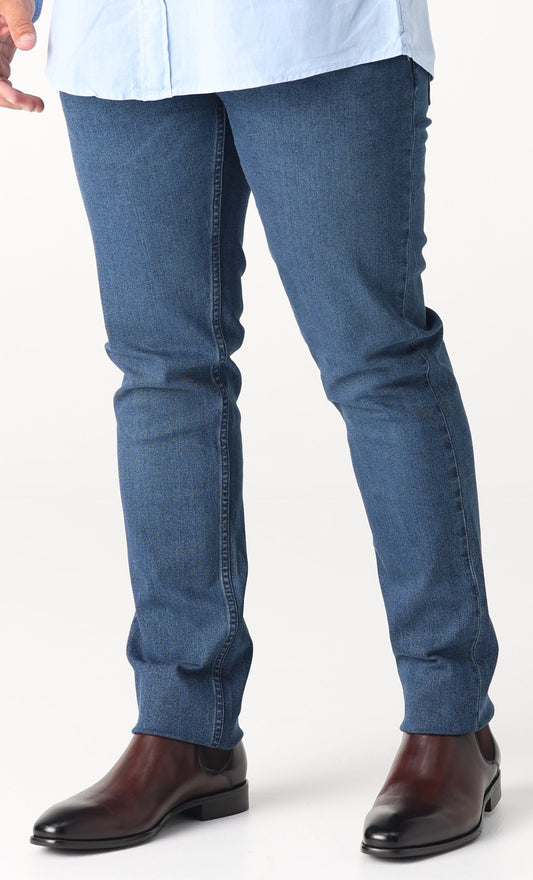 Featuring a classic straight slim fit, mid rise waist and clean modern wash, the Daniel Hechter Dallas Jeans pair effortlessly with shirts, jackets or casual tees. With a premium cotton stretch denim blend and subtle detailing, these jeans deliver a perfect balance of durability and flexibility.

Premium cotton stretch denim
Modern straight slim fit for a flattering silhouette
Mid rise waist and tailored cut
Durable easy care fabric