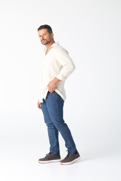 Featuring a classic straight slim fit, mid rise waist and clean modern wash, the Daniel Hechter Dallas Jeans pair effortlessly with shirts, jackets or casual tees. With a premium cotton stretch denim blend and subtle detailing, these jeans deliver a perfect balance of durability and flexibility.

Premium cotton stretch denim
Modern straight slim fit for a flattering silhouette
Mid rise waist and tailored cut
Durable easy care fabric
