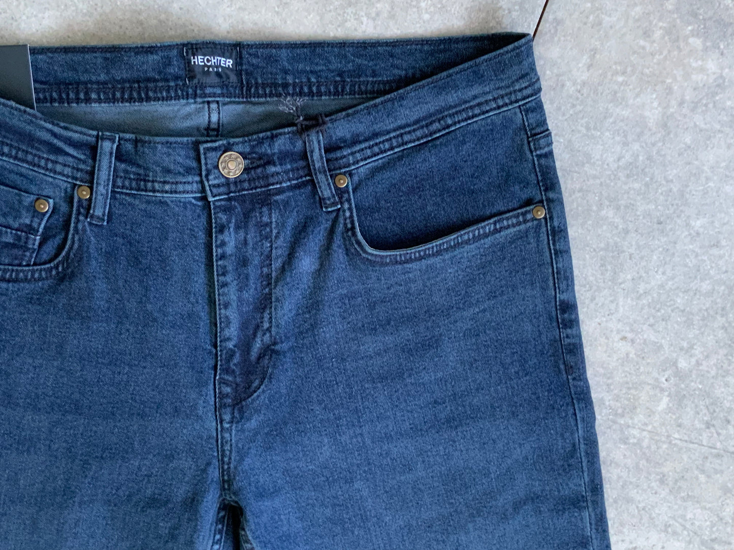 Featuring a classic straight slim fit, mid rise waist and clean modern wash, the Daniel Hechter Dallas Jeans pair effortlessly with shirts, jackets or casual tees. With a premium cotton stretch denim blend and subtle detailing, these jeans deliver a perfect balance of durability and flexibility.

Premium cotton stretch denim
Modern straight slim fit for a flattering silhouette
Mid rise waist and tailored cut
Durable easy care fabric