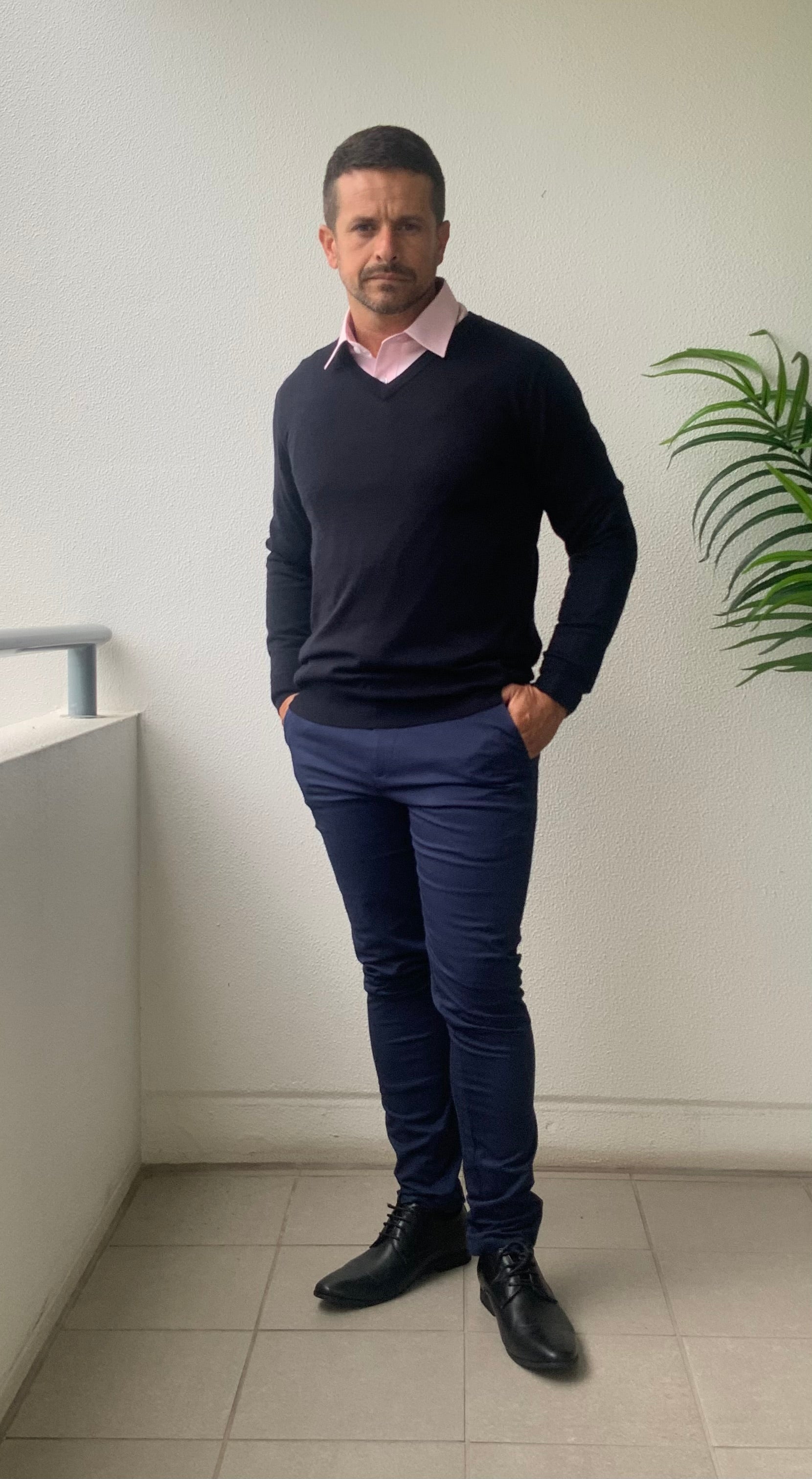 Timeless style meets everyday comfort with the Daniel Hechter V Neck Sweater. This stylish and versatile addition to your wardrobe offers a blend of comfort, elegance and quality craftmanship. Perfect for layering or wearing on its own, this sweater effortlessly transitions from office to weekend wear, providing a polished look without compromising on comfort.
