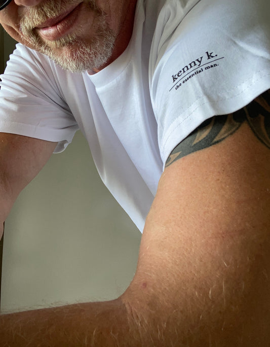 The staple AS Colour short sleeve tee shirt for the essential man at kenny k.