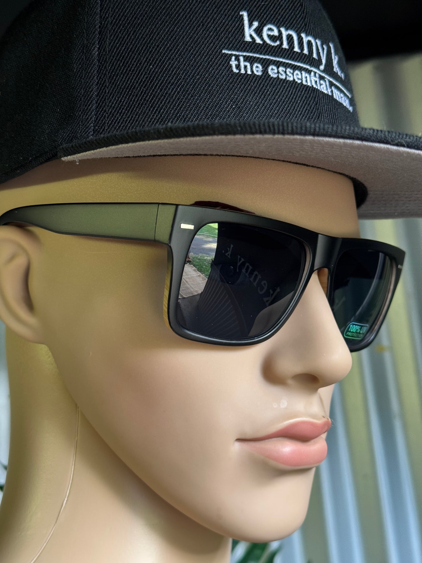 Wayfarer Style. Black and Light Wood Look, 100% UV Protection.