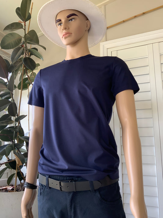 Cool Touch Stretch T Shirt in Navy