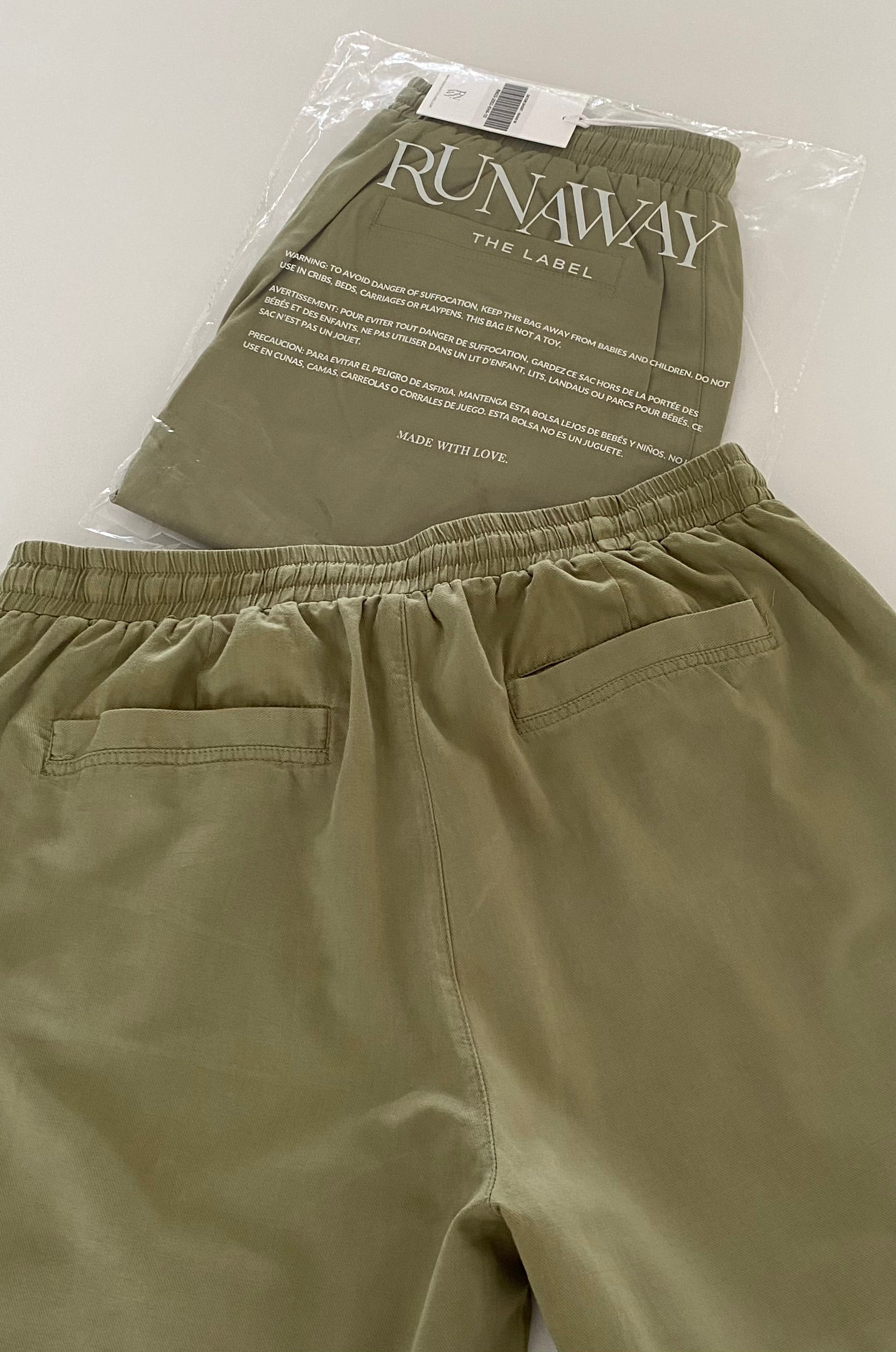 Elevate your style with the Irotas Leisure Short by RUNAWAY &amp; kenny k. This classic short is the perfect addition to any wardrobe, effortlessly combining comfort and style. Pair it with the matching kenny k. t-shirt for a complete and stylish look.

- Relaxed fit

- Elasticated waistband and drawstring&nbsp;

- Side and back pockets

- Lined with no stretch

- 100% Cotton

Please refer to care label for garment care instructions.