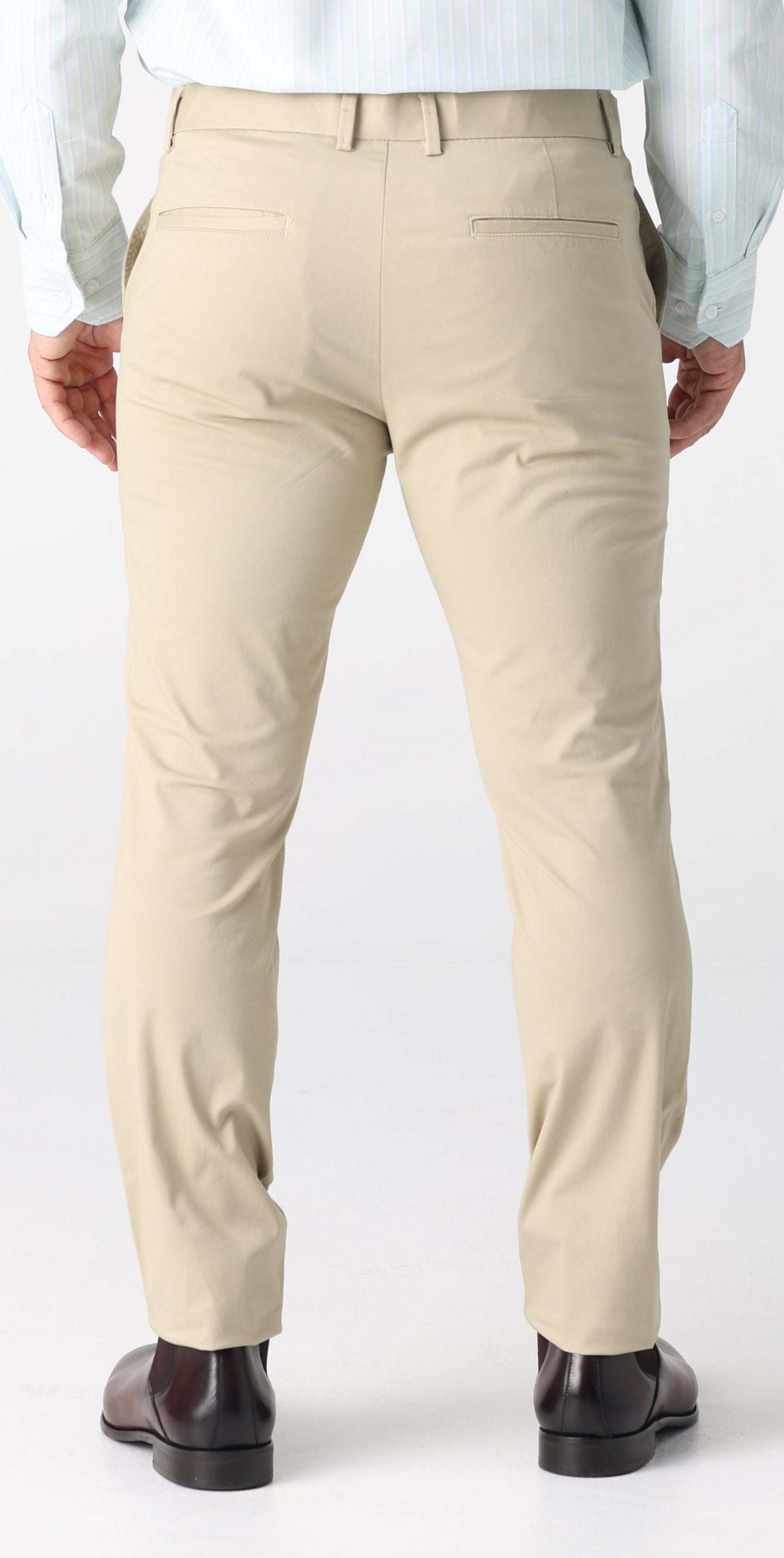 Slim Fit Chino.