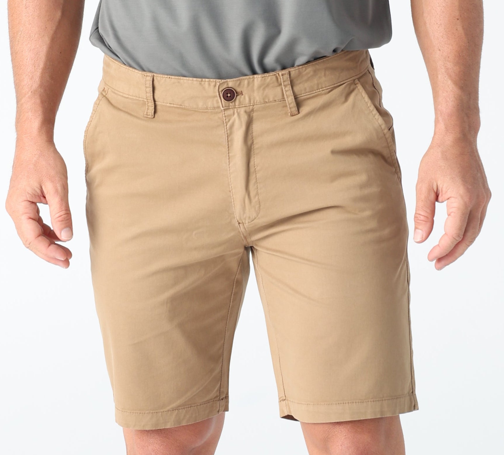 Step out in comfort with the Hechter Lucas stretch cotton short. Discover effortless summer style with these premium stretch cotton shorts that provide a flattering fit and allow for easy movement.

97% Cotton 3% Elastine