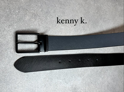Complete your outfit with this must-have Parker Avenue men’s reversible leather belt, brought to you by kennyk. The perfect blend of style, function and versatility. Crafted from durable synthetic leather with a polished finish this two-in-one dress belt adds a sophisticated touch to any look.

Sleek rotating buckle for easy colour change from black to brown or black to grey to match your shoes
Stylish and durable synthetic leather construction
Classic polished metal hardware